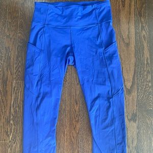Lululemon Dark Blue Fast and Free Cropped Leggings, size 8